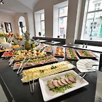 Ea Hotel New Town